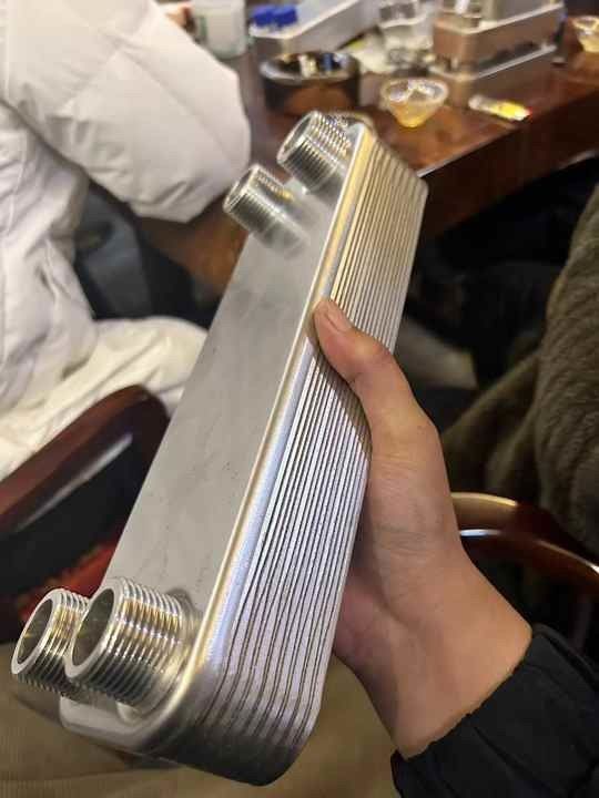 Intercambiador de calor de chapa resistente a la corrosión de acero inoxidable 316L, fusionado para condiciones de trabajo químicas