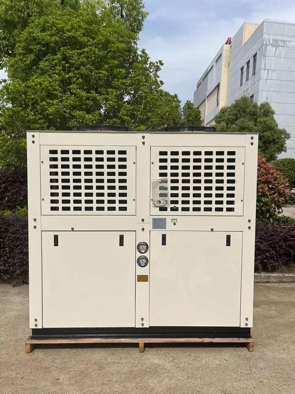 FNVS-100 KUB Piezas de repuesto nuevas Luna Rectángulo vertical Condensador industrial refrigerado por aire Tubo de cobre Aluminio Fin 380V